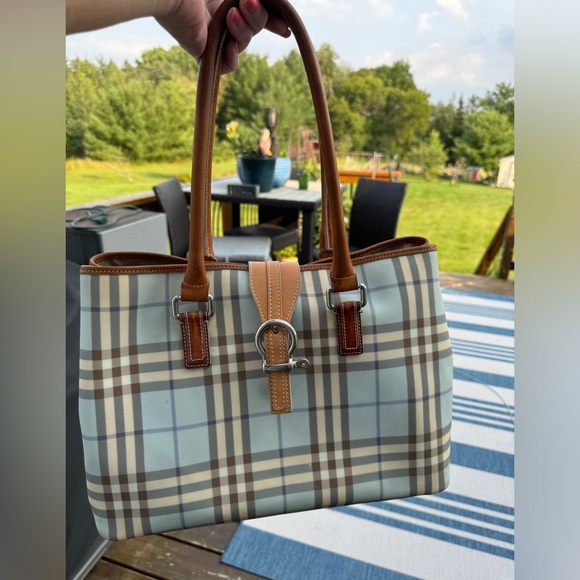 BURBERRY Vintage Blue Nova Check Convertible TOTE💙🔥HUGE! 19x10x6”🔥EVC🔥RARE🔥 - Picture 3 of 17